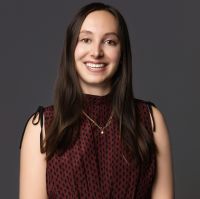 Allie Headshot good